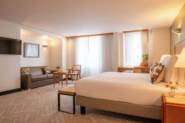 Junior Süit (Executive)