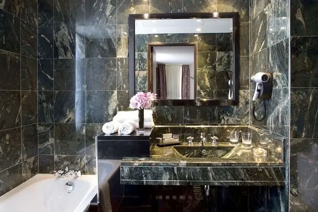 Prestige Suite