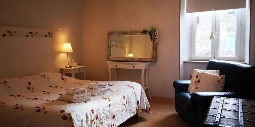 Traditional Süit, 1 Büyük (Queen) Boy Yatak