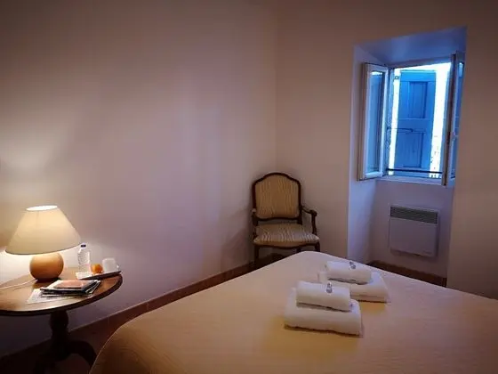 Traditional Süit, 1 Büyük (Queen) Boy Yatak