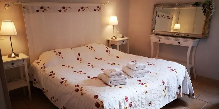 Traditional Süit, 1 Büyük (Queen) Boy Yatak