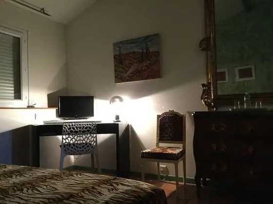 Comfort Tek Büyük Yataklı Oda