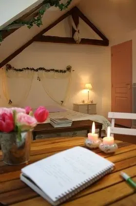 Tek Büyük Yataklı Oda (Romantique)