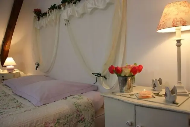 Tek Büyük Yataklı Oda (Romantique)