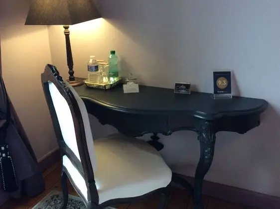 Comfort Tek Büyük Yataklı Oda, Bahçe Manzaralı (Soleil Levant)