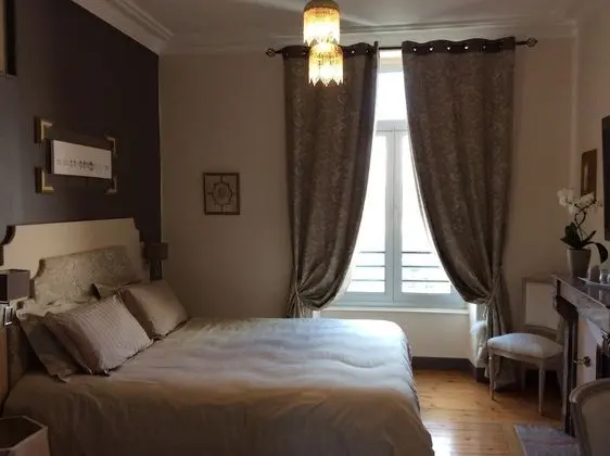 Tek Büyük Yataklı Oda (Romantique)