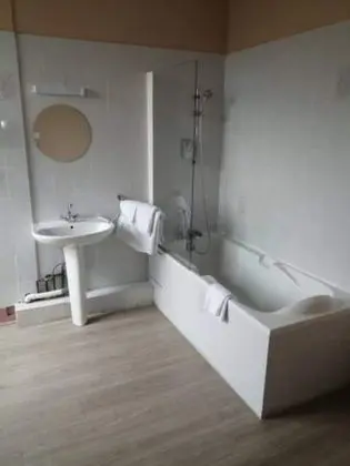 Deluxe Tek Büyük veya İki Ayrı Yataklı Oda