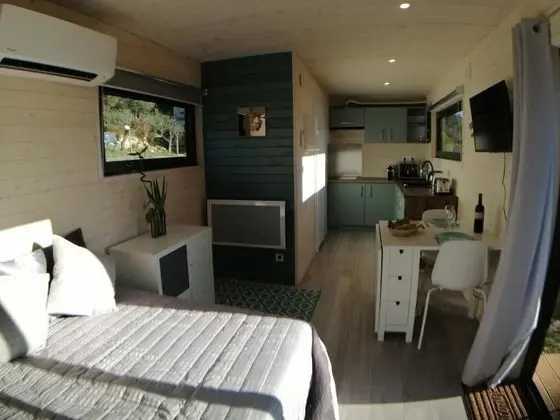 Comfort Stüdyo, Tepe Manzaralı