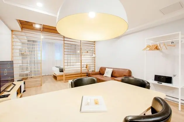 Çatı Katı (Loft), 1 Büyük (Queen) Boy Yatak ve Çekyat (LC103)
