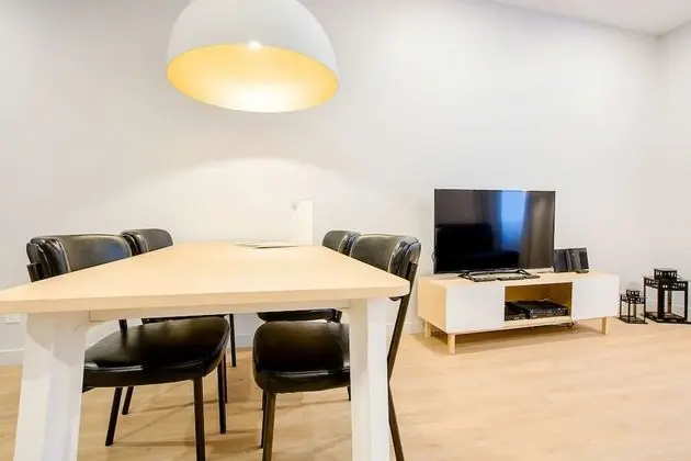 Çatı Katı (Loft), 1 Büyük (Queen) Boy Yatak ve Çekyat (LC103)