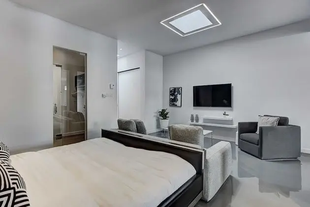 Tek Büyük Yataklı Oda (3203)