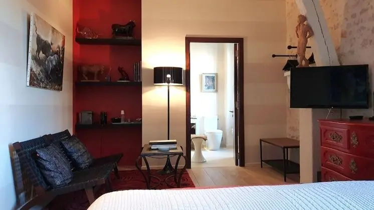 Comfort Süit, Özel Banyo (Scarlet)