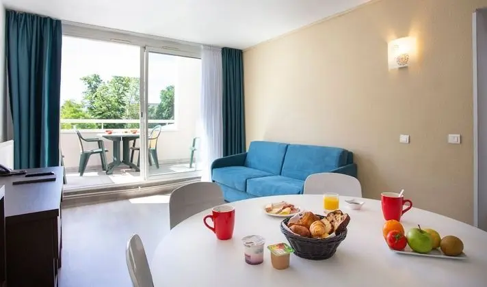 Grand Apart Daire, Balkon