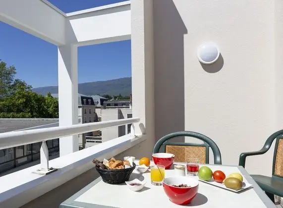 Grand Apart Daire, Balkon