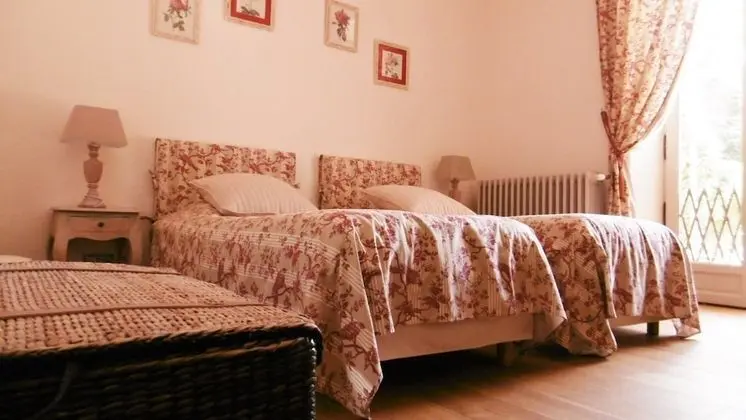 Luxury Tek Büyük veya İki Ayrı Yataklı Oda (Magnolia)
