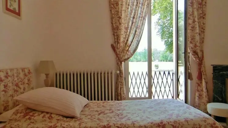 Luxury Tek Büyük veya İki Ayrı Yataklı Oda (Magnolia)