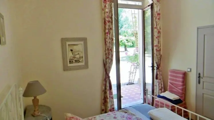 Luxury Tek Büyük Yataklı Oda (Bambou)
