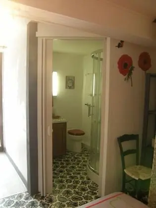 Üç Kişilik Oda (Coquelicot)
