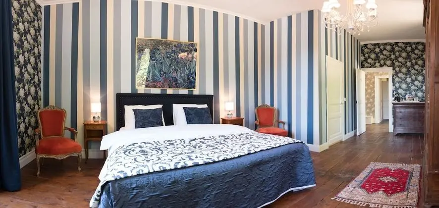 Deluxe Tek Büyük Yataklı Oda (Montpazier)