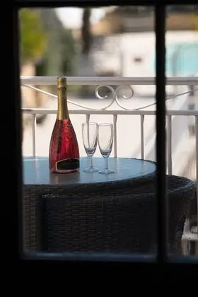 Deluxe Tek Büyük Yataklı Oda (Montpazier)