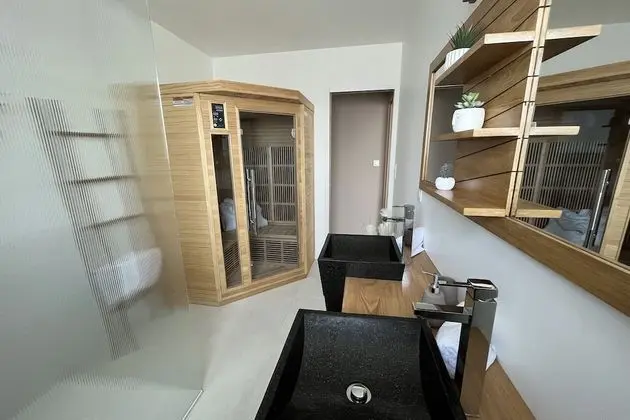 Deluxe Apart Daire, Sıcak Su Havuzu (3 Blanc avec Jacuzzi)