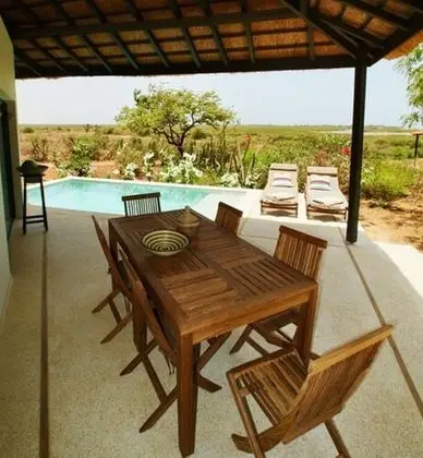 Süit, Balkon, Bahçe Manzaralı