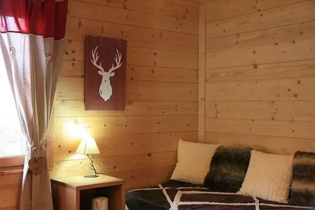 Üç Kişilik Oda, Dağ Manzaralı (Chamois)