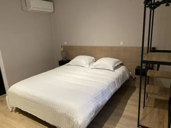 Comfort Tek Büyük Yataklı Oda (Bathtub)