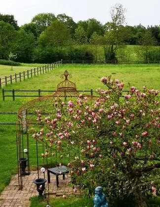 Family Oda, Birden Çok Yatak, Sigara İçilmez, Bahçe Manzaralı (Papillon)