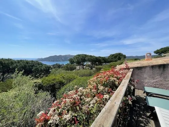 Classic Villa, Deniz Manzaralı