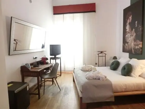 Deluxe Tek Büyük Yataklı Oda