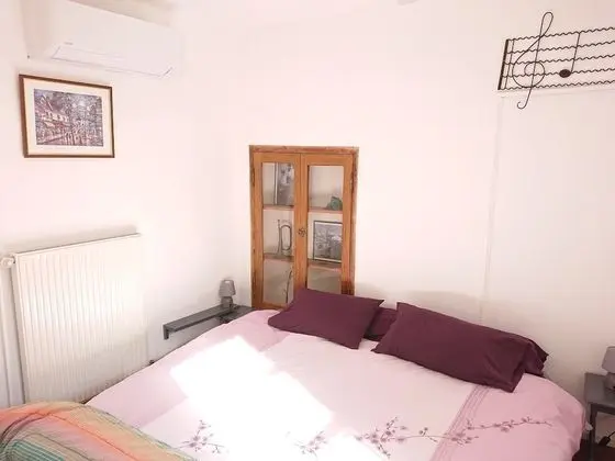 Economy Tek Büyük Yataklı Oda (Concert)