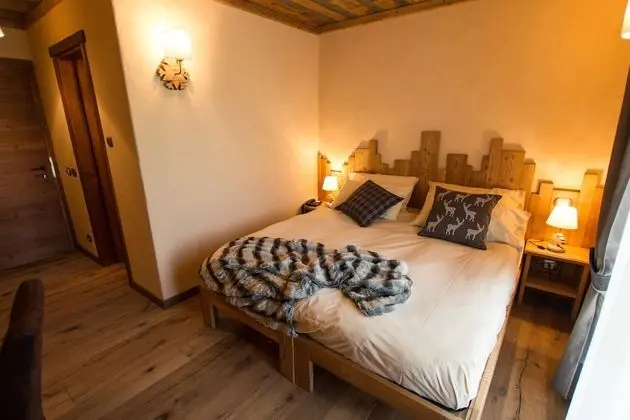 Tek Büyük veya İki Ayrı Yataklı Oda, Balkon