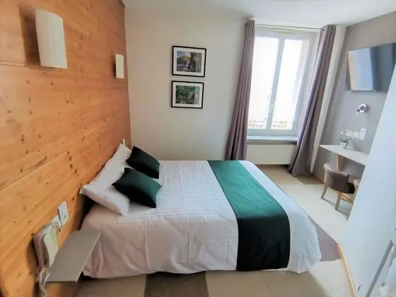 Classic Tek Büyük Yataklı Oda