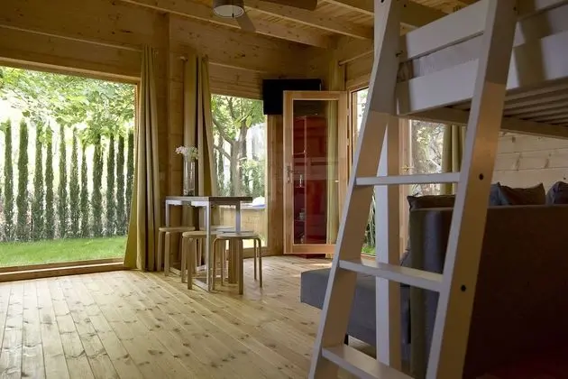 Stüdyo, Birden Çok Yatak, Sigara İçilmez