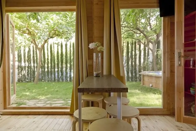 Stüdyo, Birden Çok Yatak, Sigara İçilmez