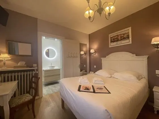 Superior Oda, Küvet (Double or Triple occupancy)