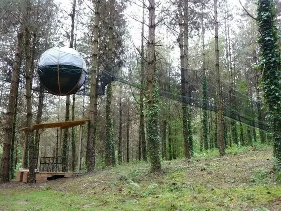 Ağaç Ev (Palombes)