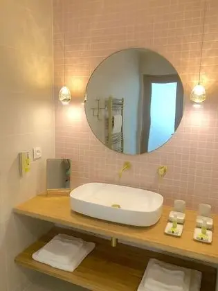 Deluxe Süit, Banyolu/Duşlu, Bahçe Manzaralı (Cosmopolitan)