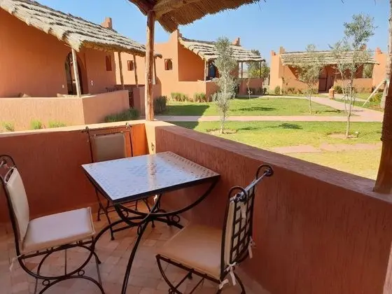 Family Bungalov, Birden Çok Yatak, Havuz Manzaralı