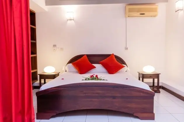 Family Stüdyo, Sigara İçilmez, Havuz Manzaralı