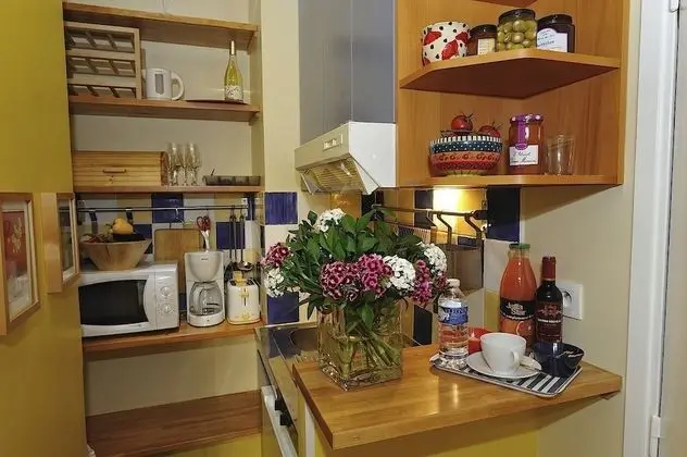 Stüdyo (Home Sweet Home)