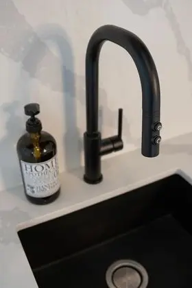 Exclusive Dağ Evi, 1 Büyük (Queen) Boy Yatak, Sıcak Su Havuzu, Avlu Manzaralı