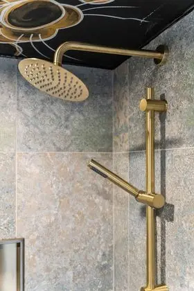 Exclusive Dağ Evi, 1 En Büyük (King) Boy Yatak, Sıcak Su Havuzu, Avlu Manzaralı