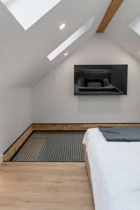 Executive Dağ Evi, 1 En Büyük (King) Boy Yatak, Sıcak Su Havuzu, Avlu Manzaralı