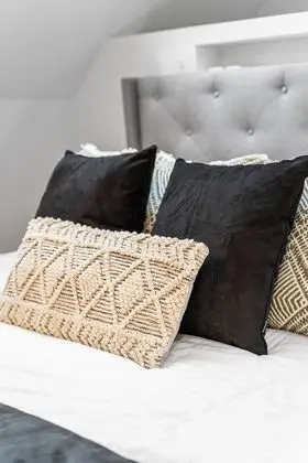 Executive Dağ Evi, 1 En Büyük (King) Boy Yatak, Sıcak Su Havuzu, Avlu Manzaralı