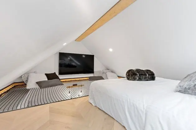 Executive Dağ Evi, 1 En Büyük (King) Boy Yatak, Sıcak Su Havuzu, Avlu Manzaralı