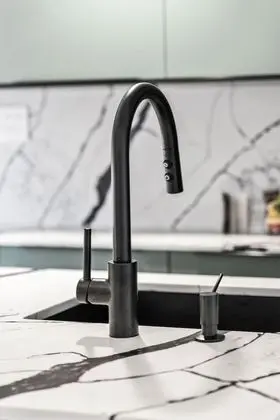 Executive Dağ Evi, 1 En Büyük (King) Boy Yatak, Sıcak Su Havuzu, Avlu Manzaralı