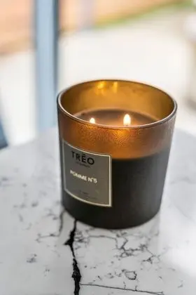 Executive Dağ Evi, 1 En Büyük (King) Boy Yatak, Sıcak Su Havuzu, Avlu Manzaralı