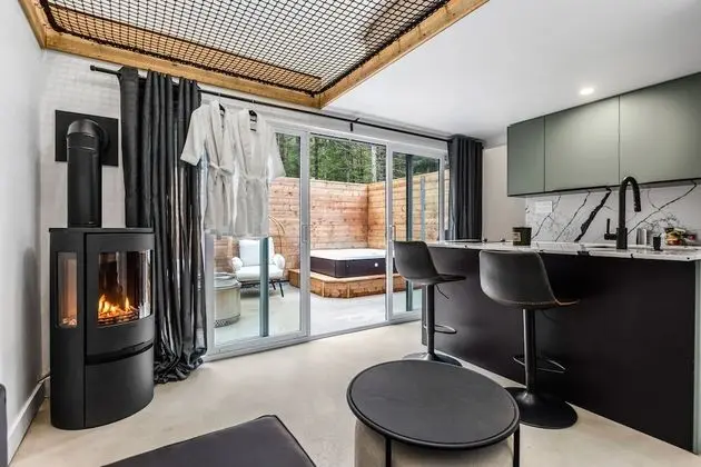 Executive Dağ Evi, 1 En Büyük (King) Boy Yatak, Sıcak Su Havuzu, Avlu Manzaralı